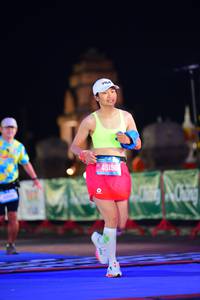 BIB: 45198
                            <button type="button" onclick="openModal(20550338)" class="btn btn-primary btn-sm float-right btn-popup" data-toggle="modal" data-target=".modal-high-quality">
                        <i class="fas fa-shopping-cart"></i> Add to Cart
                    </button>
                                            <button type="button" onclick="isThisMe(20550338, true)" class="btn btn-success btn-sm float-right btn-popup btn-isme hidden" data-toggle="tooltip" data-placement="bottom" title="นี่คือรูปของคุณใช่ไหม คลิกที่นี่เพื่อเอาเข้าอัลบั้ม">
                        <i class="fas fa-plus"></i> Add to album
                    </button>
                    <button type="button" onclick="isThisMe(20550338, false)" class="btn btn-warning btn-sm float-right btn-popup btn-isnotme hidden">
                        <i class="fas fa-ban"></i> Remove from album
                    </button>