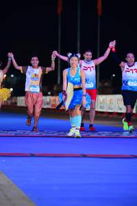 BIB: 40027, 43378, 43477
                            <button type="button" onclick="openModal(20484883)" class="btn btn-primary btn-sm float-right btn-popup" data-toggle="modal" data-target=".modal-high-quality">
                        <i class="fas fa-shopping-cart"></i> Add to Cart
                    </button>
                                            <button type="button" onclick="isThisMe(20484883, true)" class="btn btn-success btn-sm float-right btn-popup btn-isme hidden" data-toggle="tooltip" data-placement="bottom" title="นี่คือรูปของคุณใช่ไหม คลิกที่นี่เพื่อเอาเข้าอัลบั้ม">
                        <i class="fas fa-plus"></i> Add to album
                    </button>
                    <button type="button" onclick="isThisMe(20484883, false)" class="btn btn-warning btn-sm float-right btn-popup btn-isnotme hidden">
                        <i class="fas fa-ban"></i> Remove from album
                    </button>