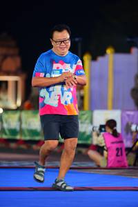 BIB: 211
                            <button type="button" onclick="openModal(20532374)" class="btn btn-primary btn-sm float-right btn-popup" data-toggle="modal" data-target=".modal-high-quality">
                        <i class="fas fa-shopping-cart"></i> Add to Cart
                    </button>
                                            <button type="button" onclick="isThisMe(20532374, true)" class="btn btn-success btn-sm float-right btn-popup btn-isme hidden" data-toggle="tooltip" data-placement="bottom" title="นี่คือรูปของคุณใช่ไหม คลิกที่นี่เพื่อเอาเข้าอัลบั้ม">
                        <i class="fas fa-plus"></i> Add to album
                    </button>
                    <button type="button" onclick="isThisMe(20532374, false)" class="btn btn-warning btn-sm float-right btn-popup btn-isnotme hidden">
                        <i class="fas fa-ban"></i> Remove from album
                    </button>