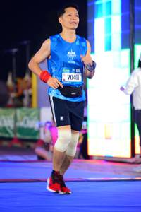 BIB: 70401
                            <button type="button" onclick="openModal(20530911)" class="btn btn-primary btn-sm float-right btn-popup" data-toggle="modal" data-target=".modal-high-quality">
                        <i class="fas fa-shopping-cart"></i> Add to Cart
                    </button>
                                            <button type="button" onclick="isThisMe(20530911, true)" class="btn btn-success btn-sm float-right btn-popup btn-isme hidden" data-toggle="tooltip" data-placement="bottom" title="นี่คือรูปของคุณใช่ไหม คลิกที่นี่เพื่อเอาเข้าอัลบั้ม">
                        <i class="fas fa-plus"></i> Add to album
                    </button>
                    <button type="button" onclick="isThisMe(20530911, false)" class="btn btn-warning btn-sm float-right btn-popup btn-isnotme hidden">
                        <i class="fas fa-ban"></i> Remove from album
                    </button>