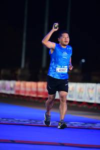 BIB: 132, 41960
                            <button type="button" onclick="openModal(20516214)" class="btn btn-primary btn-sm float-right btn-popup" data-toggle="modal" data-target=".modal-high-quality">
                        <i class="fas fa-shopping-cart"></i> Add to Cart
                    </button>
                                            <button type="button" onclick="isThisMe(20516214, true)" class="btn btn-success btn-sm float-right btn-popup btn-isme hidden" data-toggle="tooltip" data-placement="bottom" title="นี่คือรูปของคุณใช่ไหม คลิกที่นี่เพื่อเอาเข้าอัลบั้ม">
                        <i class="fas fa-plus"></i> Add to album
                    </button>
                    <button type="button" onclick="isThisMe(20516214, false)" class="btn btn-warning btn-sm float-right btn-popup btn-isnotme hidden">
                        <i class="fas fa-ban"></i> Remove from album
                    </button>