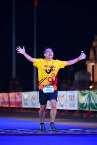 BIB: 43971
                            <button type="button" onclick="openModal(20546184)" class="btn btn-primary btn-sm float-right btn-popup" data-toggle="modal" data-target=".modal-high-quality">
                        <i class="fas fa-shopping-cart"></i> Add to Cart
                    </button>
                                            <button type="button" onclick="isThisMe(20546184, true)" class="btn btn-success btn-sm float-right btn-popup btn-isme hidden" data-toggle="tooltip" data-placement="bottom" title="นี่คือรูปของคุณใช่ไหม คลิกที่นี่เพื่อเอาเข้าอัลบั้ม">
                        <i class="fas fa-plus"></i> Add to album
                    </button>
                    <button type="button" onclick="isThisMe(20546184, false)" class="btn btn-warning btn-sm float-right btn-popup btn-isnotme hidden">
                        <i class="fas fa-ban"></i> Remove from album
                    </button>