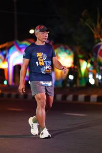 BIB: 40054
                            <button type="button" onclick="openModal(20450954)" class="btn btn-primary btn-sm float-right btn-popup" data-toggle="modal" data-target=".modal-high-quality">
                        <i class="fas fa-shopping-cart"></i> Add to Cart
                    </button>
                                            <button type="button" onclick="isThisMe(20450954, true)" class="btn btn-success btn-sm float-right btn-popup btn-isme hidden" data-toggle="tooltip" data-placement="bottom" title="นี่คือรูปของคุณใช่ไหม คลิกที่นี่เพื่อเอาเข้าอัลบั้ม">
                        <i class="fas fa-plus"></i> Add to album
                    </button>
                    <button type="button" onclick="isThisMe(20450954, false)" class="btn btn-warning btn-sm float-right btn-popup btn-isnotme hidden">
                        <i class="fas fa-ban"></i> Remove from album
                    </button>