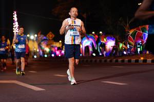 BIB: 41011
                            <button type="button" onclick="openModal(20337015)" class="btn btn-primary btn-sm float-right btn-popup" data-toggle="modal" data-target=".modal-high-quality">
                        <i class="fas fa-shopping-cart"></i> Add to Cart
                    </button>
                                            <button type="button" onclick="isThisMe(20337015, true)" class="btn btn-success btn-sm float-right btn-popup btn-isme hidden" data-toggle="tooltip" data-placement="bottom" title="นี่คือรูปของคุณใช่ไหม คลิกที่นี่เพื่อเอาเข้าอัลบั้ม">
                        <i class="fas fa-plus"></i> Add to album
                    </button>
                    <button type="button" onclick="isThisMe(20337015, false)" class="btn btn-warning btn-sm float-right btn-popup btn-isnotme hidden">
                        <i class="fas fa-ban"></i> Remove from album
                    </button>