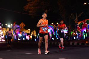 BIB: 78888, 41607, 4300
                            <button type="button" onclick="openModal(20338897)" class="btn btn-primary btn-sm float-right btn-popup" data-toggle="modal" data-target=".modal-high-quality">
                        <i class="fas fa-shopping-cart"></i> Add to Cart
                    </button>
                                            <button type="button" onclick="isThisMe(20338897, true)" class="btn btn-success btn-sm float-right btn-popup btn-isme hidden" data-toggle="tooltip" data-placement="bottom" title="นี่คือรูปของคุณใช่ไหม คลิกที่นี่เพื่อเอาเข้าอัลบั้ม">
                        <i class="fas fa-plus"></i> Add to album
                    </button>
                    <button type="button" onclick="isThisMe(20338897, false)" class="btn btn-warning btn-sm float-right btn-popup btn-isnotme hidden">
                        <i class="fas fa-ban"></i> Remove from album
                    </button>