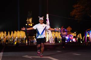 BIB: 2398, 42278
                            <button type="button" onclick="openModal(20339394)" class="btn btn-primary btn-sm float-right btn-popup" data-toggle="modal" data-target=".modal-high-quality">
                        <i class="fas fa-shopping-cart"></i> Add to Cart
                    </button>
                                            <button type="button" onclick="isThisMe(20339394, true)" class="btn btn-success btn-sm float-right btn-popup btn-isme hidden" data-toggle="tooltip" data-placement="bottom" title="นี่คือรูปของคุณใช่ไหม คลิกที่นี่เพื่อเอาเข้าอัลบั้ม">
                        <i class="fas fa-plus"></i> Add to album
                    </button>
                    <button type="button" onclick="isThisMe(20339394, false)" class="btn btn-warning btn-sm float-right btn-popup btn-isnotme hidden">
                        <i class="fas fa-ban"></i> Remove from album
                    </button>