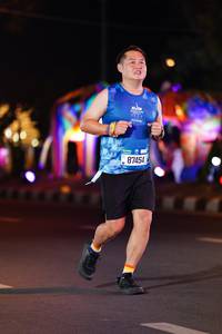 BIB: 110, 87454
                            <button type="button" onclick="openModal(20433811)" class="btn btn-primary btn-sm float-right btn-popup" data-toggle="modal" data-target=".modal-high-quality">
                        <i class="fas fa-shopping-cart"></i> Add to Cart
                    </button>
                                            <button type="button" onclick="isThisMe(20433811, true)" class="btn btn-success btn-sm float-right btn-popup btn-isme hidden" data-toggle="tooltip" data-placement="bottom" title="นี่คือรูปของคุณใช่ไหม คลิกที่นี่เพื่อเอาเข้าอัลบั้ม">
                        <i class="fas fa-plus"></i> Add to album
                    </button>
                    <button type="button" onclick="isThisMe(20433811, false)" class="btn btn-warning btn-sm float-right btn-popup btn-isnotme hidden">
                        <i class="fas fa-ban"></i> Remove from album
                    </button>