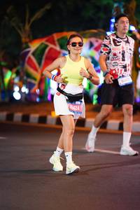 BIB: 45424
                            <button type="button" onclick="openModal(20423888)" class="btn btn-primary btn-sm float-right btn-popup" data-toggle="modal" data-target=".modal-high-quality">
                        <i class="fas fa-shopping-cart"></i> Add to Cart
                    </button>
                                            <button type="button" onclick="isThisMe(20423888, true)" class="btn btn-success btn-sm float-right btn-popup btn-isme hidden" data-toggle="tooltip" data-placement="bottom" title="นี่คือรูปของคุณใช่ไหม คลิกที่นี่เพื่อเอาเข้าอัลบั้ม">
                        <i class="fas fa-plus"></i> Add to album
                    </button>
                    <button type="button" onclick="isThisMe(20423888, false)" class="btn btn-warning btn-sm float-right btn-popup btn-isnotme hidden">
                        <i class="fas fa-ban"></i> Remove from album
                    </button>