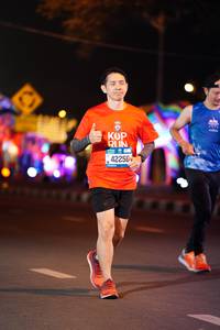 BIB: 42256
                            <button type="button" onclick="openModal(20446026)" class="btn btn-primary btn-sm float-right btn-popup" data-toggle="modal" data-target=".modal-high-quality">
                        <i class="fas fa-shopping-cart"></i> Add to Cart
                    </button>
                                            <button type="button" onclick="isThisMe(20446026, true)" class="btn btn-success btn-sm float-right btn-popup btn-isme hidden" data-toggle="tooltip" data-placement="bottom" title="นี่คือรูปของคุณใช่ไหม คลิกที่นี่เพื่อเอาเข้าอัลบั้ม">
                        <i class="fas fa-plus"></i> Add to album
                    </button>
                    <button type="button" onclick="isThisMe(20446026, false)" class="btn btn-warning btn-sm float-right btn-popup btn-isnotme hidden">
                        <i class="fas fa-ban"></i> Remove from album
                    </button>
