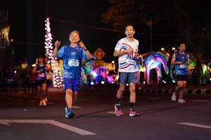 BIB: 42155, 43626, 4330
                            <button type="button" onclick="openModal(20336193)" class="btn btn-primary btn-sm float-right btn-popup" data-toggle="modal" data-target=".modal-high-quality">
                        <i class="fas fa-shopping-cart"></i> Add to Cart
                    </button>
                                            <button type="button" onclick="isThisMe(20336193, true)" class="btn btn-success btn-sm float-right btn-popup btn-isme hidden" data-toggle="tooltip" data-placement="bottom" title="นี่คือรูปของคุณใช่ไหม คลิกที่นี่เพื่อเอาเข้าอัลบั้ม">
                        <i class="fas fa-plus"></i> Add to album
                    </button>
                    <button type="button" onclick="isThisMe(20336193, false)" class="btn btn-warning btn-sm float-right btn-popup btn-isnotme hidden">
                        <i class="fas fa-ban"></i> Remove from album
                    </button>