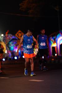BIB: 4305, 43024
                            <button type="button" onclick="openModal(20318268)" class="btn btn-primary btn-sm float-right btn-popup" data-toggle="modal" data-target=".modal-high-quality">
                        <i class="fas fa-shopping-cart"></i> Add to Cart
                    </button>
                                            <button type="button" onclick="isThisMe(20318268, true)" class="btn btn-success btn-sm float-right btn-popup btn-isme hidden" data-toggle="tooltip" data-placement="bottom" title="นี่คือรูปของคุณใช่ไหม คลิกที่นี่เพื่อเอาเข้าอัลบั้ม">
                        <i class="fas fa-plus"></i> Add to album
                    </button>
                    <button type="button" onclick="isThisMe(20318268, false)" class="btn btn-warning btn-sm float-right btn-popup btn-isnotme hidden">
                        <i class="fas fa-ban"></i> Remove from album
                    </button>