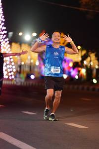 BIB: 100, 41907
                            <button type="button" onclick="openModal(19758589)" class="btn btn-primary btn-sm float-right btn-popup" data-toggle="modal" data-target=".modal-high-quality">
                        <i class="fas fa-shopping-cart"></i> Add to Cart
                    </button>
                                            <button type="button" onclick="isThisMe(19758589, true)" class="btn btn-success btn-sm float-right btn-popup btn-isme hidden" data-toggle="tooltip" data-placement="bottom" title="นี่คือรูปของคุณใช่ไหม คลิกที่นี่เพื่อเอาเข้าอัลบั้ม">
                        <i class="fas fa-plus"></i> Add to album
                    </button>
                    <button type="button" onclick="isThisMe(19758589, false)" class="btn btn-warning btn-sm float-right btn-popup btn-isnotme hidden">
                        <i class="fas fa-ban"></i> Remove from album
                    </button>