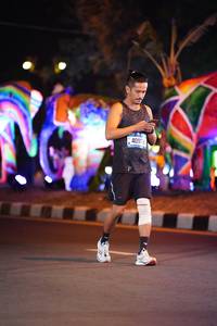 BIB: 4097
                            <button type="button" onclick="openModal(19904316)" class="btn btn-primary btn-sm float-right btn-popup" data-toggle="modal" data-target=".modal-high-quality">
                        <i class="fas fa-shopping-cart"></i> Add to Cart
                    </button>
                                            <button type="button" onclick="isThisMe(19904316, true)" class="btn btn-success btn-sm float-right btn-popup btn-isme hidden" data-toggle="tooltip" data-placement="bottom" title="นี่คือรูปของคุณใช่ไหม คลิกที่นี่เพื่อเอาเข้าอัลบั้ม">
                        <i class="fas fa-plus"></i> Add to album
                    </button>
                    <button type="button" onclick="isThisMe(19904316, false)" class="btn btn-warning btn-sm float-right btn-popup btn-isnotme hidden">
                        <i class="fas fa-ban"></i> Remove from album
                    </button>