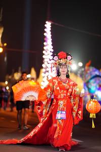 BIB: 423
                            <button type="button" onclick="openModal(20060243)" class="btn btn-primary btn-sm float-right btn-popup" data-toggle="modal" data-target=".modal-high-quality">
                        <i class="fas fa-shopping-cart"></i> Add to Cart
                    </button>
                                            <button type="button" onclick="isThisMe(20060243, true)" class="btn btn-success btn-sm float-right btn-popup btn-isme hidden" data-toggle="tooltip" data-placement="bottom" title="นี่คือรูปของคุณใช่ไหม คลิกที่นี่เพื่อเอาเข้าอัลบั้ม">
                        <i class="fas fa-plus"></i> Add to album
                    </button>
                    <button type="button" onclick="isThisMe(20060243, false)" class="btn btn-warning btn-sm float-right btn-popup btn-isnotme hidden">
                        <i class="fas fa-ban"></i> Remove from album
                    </button>