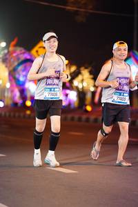 BIB: 77406, 77409
                            <button type="button" onclick="openModal(19905976)" class="btn btn-primary btn-sm float-right btn-popup" data-toggle="modal" data-target=".modal-high-quality">
                        <i class="fas fa-shopping-cart"></i> Add to Cart
                    </button>
                                            <button type="button" onclick="isThisMe(19905976, true)" class="btn btn-success btn-sm float-right btn-popup btn-isme hidden" data-toggle="tooltip" data-placement="bottom" title="นี่คือรูปของคุณใช่ไหม คลิกที่นี่เพื่อเอาเข้าอัลบั้ม">
                        <i class="fas fa-plus"></i> Add to album
                    </button>
                    <button type="button" onclick="isThisMe(19905976, false)" class="btn btn-warning btn-sm float-right btn-popup btn-isnotme hidden">
                        <i class="fas fa-ban"></i> Remove from album
                    </button>