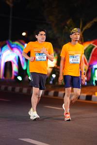 BIB: 43174, 43168
                            <button type="button" onclick="openModal(19924893)" class="btn btn-primary btn-sm float-right btn-popup" data-toggle="modal" data-target=".modal-high-quality">
                        <i class="fas fa-shopping-cart"></i> Add to Cart
                    </button>
                                            <button type="button" onclick="isThisMe(19924893, true)" class="btn btn-success btn-sm float-right btn-popup btn-isme hidden" data-toggle="tooltip" data-placement="bottom" title="นี่คือรูปของคุณใช่ไหม คลิกที่นี่เพื่อเอาเข้าอัลบั้ม">
                        <i class="fas fa-plus"></i> Add to album
                    </button>
                    <button type="button" onclick="isThisMe(19924893, false)" class="btn btn-warning btn-sm float-right btn-popup btn-isnotme hidden">
                        <i class="fas fa-ban"></i> Remove from album
                    </button>