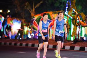 BIB: 40465
                            <button type="button" onclick="openModal(19931366)" class="btn btn-primary btn-sm float-right btn-popup" data-toggle="modal" data-target=".modal-high-quality">
                        <i class="fas fa-shopping-cart"></i> Add to Cart
                    </button>
                                            <button type="button" onclick="isThisMe(19931366, true)" class="btn btn-success btn-sm float-right btn-popup btn-isme hidden" data-toggle="tooltip" data-placement="bottom" title="นี่คือรูปของคุณใช่ไหม คลิกที่นี่เพื่อเอาเข้าอัลบั้ม">
                        <i class="fas fa-plus"></i> Add to album
                    </button>
                    <button type="button" onclick="isThisMe(19931366, false)" class="btn btn-warning btn-sm float-right btn-popup btn-isnotme hidden">
                        <i class="fas fa-ban"></i> Remove from album
                    </button>