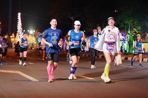 BIB: 5971
                            <button type="button" onclick="openModal(19996561)" class="btn btn-primary btn-sm float-right btn-popup" data-toggle="modal" data-target=".modal-high-quality">
                        <i class="fas fa-shopping-cart"></i> Add to Cart
                    </button>
                                            <button type="button" onclick="isThisMe(19996561, true)" class="btn btn-success btn-sm float-right btn-popup btn-isme hidden" data-toggle="tooltip" data-placement="bottom" title="นี่คือรูปของคุณใช่ไหม คลิกที่นี่เพื่อเอาเข้าอัลบั้ม">
                        <i class="fas fa-plus"></i> Add to album
                    </button>
                    <button type="button" onclick="isThisMe(19996561, false)" class="btn btn-warning btn-sm float-right btn-popup btn-isnotme hidden">
                        <i class="fas fa-ban"></i> Remove from album
                    </button>