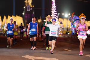 BIB: 8549
                            <button type="button" onclick="openModal(19974463)" class="btn btn-primary btn-sm float-right btn-popup" data-toggle="modal" data-target=".modal-high-quality">
                        <i class="fas fa-shopping-cart"></i> Add to Cart
                    </button>
                                            <button type="button" onclick="isThisMe(19974463, true)" class="btn btn-success btn-sm float-right btn-popup btn-isme hidden" data-toggle="tooltip" data-placement="bottom" title="นี่คือรูปของคุณใช่ไหม คลิกที่นี่เพื่อเอาเข้าอัลบั้ม">
                        <i class="fas fa-plus"></i> Add to album
                    </button>
                    <button type="button" onclick="isThisMe(19974463, false)" class="btn btn-warning btn-sm float-right btn-popup btn-isnotme hidden">
                        <i class="fas fa-ban"></i> Remove from album
                    </button>