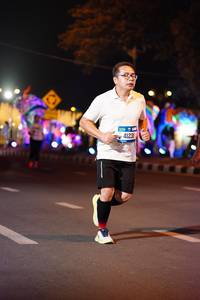 BIB: 41231
                            <button type="button" onclick="openModal(19772183)" class="btn btn-primary btn-sm float-right btn-popup" data-toggle="modal" data-target=".modal-high-quality">
                        <i class="fas fa-shopping-cart"></i> Add to Cart
                    </button>
                                            <button type="button" onclick="isThisMe(19772183, true)" class="btn btn-success btn-sm float-right btn-popup btn-isme hidden" data-toggle="tooltip" data-placement="bottom" title="นี่คือรูปของคุณใช่ไหม คลิกที่นี่เพื่อเอาเข้าอัลบั้ม">
                        <i class="fas fa-plus"></i> Add to album
                    </button>
                    <button type="button" onclick="isThisMe(19772183, false)" class="btn btn-warning btn-sm float-right btn-popup btn-isnotme hidden">
                        <i class="fas fa-ban"></i> Remove from album
                    </button>