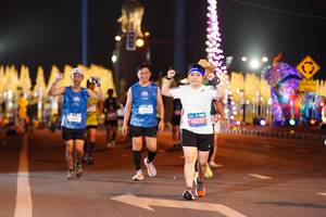 BIB: 16257
                            <button type="button" onclick="openModal(19975576)" class="btn btn-primary btn-sm float-right btn-popup" data-toggle="modal" data-target=".modal-high-quality">
                        <i class="fas fa-shopping-cart"></i> Add to Cart
                    </button>
                                            <button type="button" onclick="isThisMe(19975576, true)" class="btn btn-success btn-sm float-right btn-popup btn-isme hidden" data-toggle="tooltip" data-placement="bottom" title="นี่คือรูปของคุณใช่ไหม คลิกที่นี่เพื่อเอาเข้าอัลบั้ม">
                        <i class="fas fa-plus"></i> Add to album
                    </button>
                    <button type="button" onclick="isThisMe(19975576, false)" class="btn btn-warning btn-sm float-right btn-popup btn-isnotme hidden">
                        <i class="fas fa-ban"></i> Remove from album
                    </button>