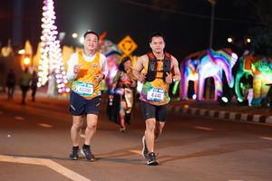 BIB: 202
                            <button type="button" onclick="openModal(19999883)" class="btn btn-primary btn-sm float-right btn-popup" data-toggle="modal" data-target=".modal-high-quality">
                        <i class="fas fa-shopping-cart"></i> Add to Cart
                    </button>
                                            <button type="button" onclick="isThisMe(19999883, true)" class="btn btn-success btn-sm float-right btn-popup btn-isme hidden" data-toggle="tooltip" data-placement="bottom" title="นี่คือรูปของคุณใช่ไหม คลิกที่นี่เพื่อเอาเข้าอัลบั้ม">
                        <i class="fas fa-plus"></i> Add to album
                    </button>
                    <button type="button" onclick="isThisMe(19999883, false)" class="btn btn-warning btn-sm float-right btn-popup btn-isnotme hidden">
                        <i class="fas fa-ban"></i> Remove from album
                    </button>