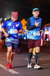 BIB: 644, 43646
                            <button type="button" onclick="openModal(19917225)" class="btn btn-primary btn-sm float-right btn-popup" data-toggle="modal" data-target=".modal-high-quality">
                        <i class="fas fa-shopping-cart"></i> Add to Cart
                    </button>
                                            <button type="button" onclick="isThisMe(19917225, true)" class="btn btn-success btn-sm float-right btn-popup btn-isme hidden" data-toggle="tooltip" data-placement="bottom" title="นี่คือรูปของคุณใช่ไหม คลิกที่นี่เพื่อเอาเข้าอัลบั้ม">
                        <i class="fas fa-plus"></i> Add to album
                    </button>
                    <button type="button" onclick="isThisMe(19917225, false)" class="btn btn-warning btn-sm float-right btn-popup btn-isnotme hidden">
                        <i class="fas fa-ban"></i> Remove from album
                    </button>