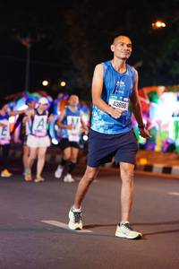 BIB: 43858
                            <button type="button" onclick="openModal(19945255)" class="btn btn-primary btn-sm float-right btn-popup" data-toggle="modal" data-target=".modal-high-quality">
                        <i class="fas fa-shopping-cart"></i> Add to Cart
                    </button>
                                            <button type="button" onclick="isThisMe(19945255, true)" class="btn btn-success btn-sm float-right btn-popup btn-isme hidden" data-toggle="tooltip" data-placement="bottom" title="นี่คือรูปของคุณใช่ไหม คลิกที่นี่เพื่อเอาเข้าอัลบั้ม">
                        <i class="fas fa-plus"></i> Add to album
                    </button>
                    <button type="button" onclick="isThisMe(19945255, false)" class="btn btn-warning btn-sm float-right btn-popup btn-isnotme hidden">
                        <i class="fas fa-ban"></i> Remove from album
                    </button>