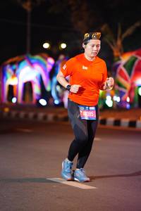 BIB: 085
                            <button type="button" onclick="openModal(20027968)" class="btn btn-primary btn-sm float-right btn-popup" data-toggle="modal" data-target=".modal-high-quality">
                        <i class="fas fa-shopping-cart"></i> Add to Cart
                    </button>
                                            <button type="button" onclick="isThisMe(20027968, true)" class="btn btn-success btn-sm float-right btn-popup btn-isme hidden" data-toggle="tooltip" data-placement="bottom" title="นี่คือรูปของคุณใช่ไหม คลิกที่นี่เพื่อเอาเข้าอัลบั้ม">
                        <i class="fas fa-plus"></i> Add to album
                    </button>
                    <button type="button" onclick="isThisMe(20027968, false)" class="btn btn-warning btn-sm float-right btn-popup btn-isnotme hidden">
                        <i class="fas fa-ban"></i> Remove from album
                    </button>