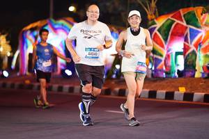 BIB: 44040
                            <button type="button" onclick="openModal(19903714)" class="btn btn-primary btn-sm float-right btn-popup" data-toggle="modal" data-target=".modal-high-quality">
                        <i class="fas fa-shopping-cart"></i> Add to Cart
                    </button>
                                            <button type="button" onclick="isThisMe(19903714, true)" class="btn btn-success btn-sm float-right btn-popup btn-isme hidden" data-toggle="tooltip" data-placement="bottom" title="นี่คือรูปของคุณใช่ไหม คลิกที่นี่เพื่อเอาเข้าอัลบั้ม">
                        <i class="fas fa-plus"></i> Add to album
                    </button>
                    <button type="button" onclick="isThisMe(19903714, false)" class="btn btn-warning btn-sm float-right btn-popup btn-isnotme hidden">
                        <i class="fas fa-ban"></i> Remove from album
                    </button>