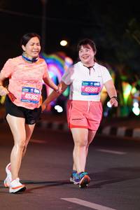 BIB: 45362, 45989
                            <button type="button" onclick="openModal(19784934)" class="btn btn-primary btn-sm float-right btn-popup" data-toggle="modal" data-target=".modal-high-quality">
                        <i class="fas fa-shopping-cart"></i> Add to Cart
                    </button>
                                            <button type="button" onclick="isThisMe(19784934, true)" class="btn btn-success btn-sm float-right btn-popup btn-isme hidden" data-toggle="tooltip" data-placement="bottom" title="นี่คือรูปของคุณใช่ไหม คลิกที่นี่เพื่อเอาเข้าอัลบั้ม">
                        <i class="fas fa-plus"></i> Add to album
                    </button>
                    <button type="button" onclick="isThisMe(19784934, false)" class="btn btn-warning btn-sm float-right btn-popup btn-isnotme hidden">
                        <i class="fas fa-ban"></i> Remove from album
                    </button>