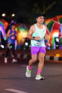 BIB: 40940
                            <button type="button" onclick="openModal(20046094)" class="btn btn-primary btn-sm float-right btn-popup" data-toggle="modal" data-target=".modal-high-quality">
                        <i class="fas fa-shopping-cart"></i> Add to Cart
                    </button>
                                            <button type="button" onclick="isThisMe(20046094, true)" class="btn btn-success btn-sm float-right btn-popup btn-isme hidden" data-toggle="tooltip" data-placement="bottom" title="นี่คือรูปของคุณใช่ไหม คลิกที่นี่เพื่อเอาเข้าอัลบั้ม">
                        <i class="fas fa-plus"></i> Add to album
                    </button>
                    <button type="button" onclick="isThisMe(20046094, false)" class="btn btn-warning btn-sm float-right btn-popup btn-isnotme hidden">
                        <i class="fas fa-ban"></i> Remove from album
                    </button>