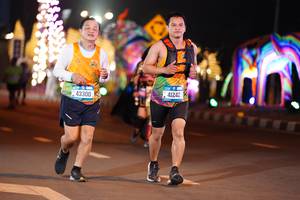 BIB: 43300, 41242
                            <button type="button" onclick="openModal(19998942)" class="btn btn-primary btn-sm float-right btn-popup" data-toggle="modal" data-target=".modal-high-quality">
                        <i class="fas fa-shopping-cart"></i> Add to Cart
                    </button>
                                            <button type="button" onclick="isThisMe(19998942, true)" class="btn btn-success btn-sm float-right btn-popup btn-isme hidden" data-toggle="tooltip" data-placement="bottom" title="นี่คือรูปของคุณใช่ไหม คลิกที่นี่เพื่อเอาเข้าอัลบั้ม">
                        <i class="fas fa-plus"></i> Add to album
                    </button>
                    <button type="button" onclick="isThisMe(19998942, false)" class="btn btn-warning btn-sm float-right btn-popup btn-isnotme hidden">
                        <i class="fas fa-ban"></i> Remove from album
                    </button>