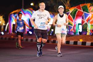 BIB: 44040
                            <button type="button" onclick="openModal(19903726)" class="btn btn-primary btn-sm float-right btn-popup" data-toggle="modal" data-target=".modal-high-quality">
                        <i class="fas fa-shopping-cart"></i> Add to Cart
                    </button>
                                            <button type="button" onclick="isThisMe(19903726, true)" class="btn btn-success btn-sm float-right btn-popup btn-isme hidden" data-toggle="tooltip" data-placement="bottom" title="นี่คือรูปของคุณใช่ไหม คลิกที่นี่เพื่อเอาเข้าอัลบั้ม">
                        <i class="fas fa-plus"></i> Add to album
                    </button>
                    <button type="button" onclick="isThisMe(19903726, false)" class="btn btn-warning btn-sm float-right btn-popup btn-isnotme hidden">
                        <i class="fas fa-ban"></i> Remove from album
                    </button>