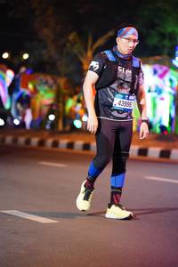 BIB: 43996
                            <button type="button" onclick="openModal(19846284)" class="btn btn-primary btn-sm float-right btn-popup" data-toggle="modal" data-target=".modal-high-quality">
                        <i class="fas fa-shopping-cart"></i> Add to Cart
                    </button>
                                            <button type="button" onclick="isThisMe(19846284, true)" class="btn btn-success btn-sm float-right btn-popup btn-isme hidden" data-toggle="tooltip" data-placement="bottom" title="นี่คือรูปของคุณใช่ไหม คลิกที่นี่เพื่อเอาเข้าอัลบั้ม">
                        <i class="fas fa-plus"></i> Add to album
                    </button>
                    <button type="button" onclick="isThisMe(19846284, false)" class="btn btn-warning btn-sm float-right btn-popup btn-isnotme hidden">
                        <i class="fas fa-ban"></i> Remove from album
                    </button>