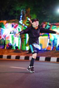 BIB: 10232
                            <button type="button" onclick="openModal(20049678)" class="btn btn-primary btn-sm float-right btn-popup" data-toggle="modal" data-target=".modal-high-quality">
                        <i class="fas fa-shopping-cart"></i> Add to Cart
                    </button>
                                            <button type="button" onclick="isThisMe(20049678, true)" class="btn btn-success btn-sm float-right btn-popup btn-isme hidden" data-toggle="tooltip" data-placement="bottom" title="นี่คือรูปของคุณใช่ไหม คลิกที่นี่เพื่อเอาเข้าอัลบั้ม">
                        <i class="fas fa-plus"></i> Add to album
                    </button>
                    <button type="button" onclick="isThisMe(20049678, false)" class="btn btn-warning btn-sm float-right btn-popup btn-isnotme hidden">
                        <i class="fas fa-ban"></i> Remove from album
                    </button>