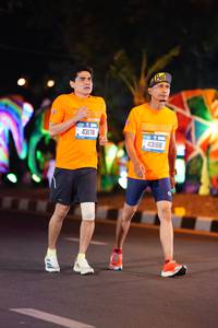 BIB: 43174, 43168
                            <button type="button" onclick="openModal(19925638)" class="btn btn-primary btn-sm float-right btn-popup" data-toggle="modal" data-target=".modal-high-quality">
                        <i class="fas fa-shopping-cart"></i> Add to Cart
                    </button>
                                            <button type="button" onclick="isThisMe(19925638, true)" class="btn btn-success btn-sm float-right btn-popup btn-isme hidden" data-toggle="tooltip" data-placement="bottom" title="นี่คือรูปของคุณใช่ไหม คลิกที่นี่เพื่อเอาเข้าอัลบั้ม">
                        <i class="fas fa-plus"></i> Add to album
                    </button>
                    <button type="button" onclick="isThisMe(19925638, false)" class="btn btn-warning btn-sm float-right btn-popup btn-isnotme hidden">
                        <i class="fas fa-ban"></i> Remove from album
                    </button>