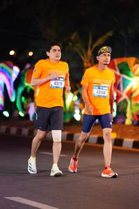 BIB: 43174, 43168
                            <button type="button" onclick="openModal(19925739)" class="btn btn-primary btn-sm float-right btn-popup" data-toggle="modal" data-target=".modal-high-quality">
                        <i class="fas fa-shopping-cart"></i> Add to Cart
                    </button>
                                            <button type="button" onclick="isThisMe(19925739, true)" class="btn btn-success btn-sm float-right btn-popup btn-isme hidden" data-toggle="tooltip" data-placement="bottom" title="นี่คือรูปของคุณใช่ไหม คลิกที่นี่เพื่อเอาเข้าอัลบั้ม">
                        <i class="fas fa-plus"></i> Add to album
                    </button>
                    <button type="button" onclick="isThisMe(19925739, false)" class="btn btn-warning btn-sm float-right btn-popup btn-isnotme hidden">
                        <i class="fas fa-ban"></i> Remove from album
                    </button>