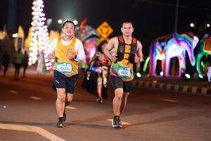 BIB: 43300, 4124
                            <button type="button" onclick="openModal(19999668)" class="btn btn-primary btn-sm float-right btn-popup" data-toggle="modal" data-target=".modal-high-quality">
                        <i class="fas fa-shopping-cart"></i> Add to Cart
                    </button>
                                            <button type="button" onclick="isThisMe(19999668, true)" class="btn btn-success btn-sm float-right btn-popup btn-isme hidden" data-toggle="tooltip" data-placement="bottom" title="นี่คือรูปของคุณใช่ไหม คลิกที่นี่เพื่อเอาเข้าอัลบั้ม">
                        <i class="fas fa-plus"></i> Add to album
                    </button>
                    <button type="button" onclick="isThisMe(19999668, false)" class="btn btn-warning btn-sm float-right btn-popup btn-isnotme hidden">
                        <i class="fas fa-ban"></i> Remove from album
                    </button>