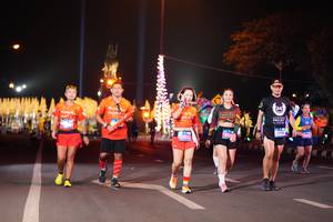 BIB: 098
                            <button type="button" onclick="openModal(19959962)" class="btn btn-primary btn-sm float-right btn-popup" data-toggle="modal" data-target=".modal-high-quality">
                        <i class="fas fa-shopping-cart"></i> Add to Cart
                    </button>
                                            <button type="button" onclick="isThisMe(19959962, true)" class="btn btn-success btn-sm float-right btn-popup btn-isme hidden" data-toggle="tooltip" data-placement="bottom" title="นี่คือรูปของคุณใช่ไหม คลิกที่นี่เพื่อเอาเข้าอัลบั้ม">
                        <i class="fas fa-plus"></i> Add to album
                    </button>
                    <button type="button" onclick="isThisMe(19959962, false)" class="btn btn-warning btn-sm float-right btn-popup btn-isnotme hidden">
                        <i class="fas fa-ban"></i> Remove from album
                    </button>