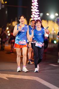 BIB: 45768, 45765
                            <button type="button" onclick="openModal(20106019)" class="btn btn-primary btn-sm float-right btn-popup" data-toggle="modal" data-target=".modal-high-quality">
                        <i class="fas fa-shopping-cart"></i> Add to Cart
                    </button>
                                            <button type="button" onclick="isThisMe(20106019, true)" class="btn btn-success btn-sm float-right btn-popup btn-isme hidden" data-toggle="tooltip" data-placement="bottom" title="นี่คือรูปของคุณใช่ไหม คลิกที่นี่เพื่อเอาเข้าอัลบั้ม">
                        <i class="fas fa-plus"></i> Add to album
                    </button>
                    <button type="button" onclick="isThisMe(20106019, false)" class="btn btn-warning btn-sm float-right btn-popup btn-isnotme hidden">
                        <i class="fas fa-ban"></i> Remove from album
                    </button>