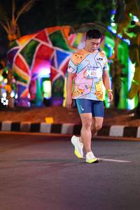 BIB: 426
                            <button type="button" onclick="openModal(20108692)" class="btn btn-primary btn-sm float-right btn-popup" data-toggle="modal" data-target=".modal-high-quality">
                        <i class="fas fa-shopping-cart"></i> Add to Cart
                    </button>
                                            <button type="button" onclick="isThisMe(20108692, true)" class="btn btn-success btn-sm float-right btn-popup btn-isme hidden" data-toggle="tooltip" data-placement="bottom" title="นี่คือรูปของคุณใช่ไหม คลิกที่นี่เพื่อเอาเข้าอัลบั้ม">
                        <i class="fas fa-plus"></i> Add to album
                    </button>
                    <button type="button" onclick="isThisMe(20108692, false)" class="btn btn-warning btn-sm float-right btn-popup btn-isnotme hidden">
                        <i class="fas fa-ban"></i> Remove from album
                    </button>