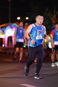 BIB: 425
                            <button type="button" onclick="openModal(20129917)" class="btn btn-primary btn-sm float-right btn-popup" data-toggle="modal" data-target=".modal-high-quality">
                        <i class="fas fa-shopping-cart"></i> Add to Cart
                    </button>
                                            <button type="button" onclick="isThisMe(20129917, true)" class="btn btn-success btn-sm float-right btn-popup btn-isme hidden" data-toggle="tooltip" data-placement="bottom" title="นี่คือรูปของคุณใช่ไหม คลิกที่นี่เพื่อเอาเข้าอัลบั้ม">
                        <i class="fas fa-plus"></i> Add to album
                    </button>
                    <button type="button" onclick="isThisMe(20129917, false)" class="btn btn-warning btn-sm float-right btn-popup btn-isnotme hidden">
                        <i class="fas fa-ban"></i> Remove from album
                    </button>