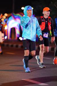 BIB: 407
                            <button type="button" onclick="openModal(20113127)" class="btn btn-primary btn-sm float-right btn-popup" data-toggle="modal" data-target=".modal-high-quality">
                        <i class="fas fa-shopping-cart"></i> Add to Cart
                    </button>
                                            <button type="button" onclick="isThisMe(20113127, true)" class="btn btn-success btn-sm float-right btn-popup btn-isme hidden" data-toggle="tooltip" data-placement="bottom" title="นี่คือรูปของคุณใช่ไหม คลิกที่นี่เพื่อเอาเข้าอัลบั้ม">
                        <i class="fas fa-plus"></i> Add to album
                    </button>
                    <button type="button" onclick="isThisMe(20113127, false)" class="btn btn-warning btn-sm float-right btn-popup btn-isnotme hidden">
                        <i class="fas fa-ban"></i> Remove from album
                    </button>