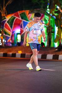 BIB: 426
                            <button type="button" onclick="openModal(20108230)" class="btn btn-primary btn-sm float-right btn-popup" data-toggle="modal" data-target=".modal-high-quality">
                        <i class="fas fa-shopping-cart"></i> Add to Cart
                    </button>
                                            <button type="button" onclick="isThisMe(20108230, true)" class="btn btn-success btn-sm float-right btn-popup btn-isme hidden" data-toggle="tooltip" data-placement="bottom" title="นี่คือรูปของคุณใช่ไหม คลิกที่นี่เพื่อเอาเข้าอัลบั้ม">
                        <i class="fas fa-plus"></i> Add to album
                    </button>
                    <button type="button" onclick="isThisMe(20108230, false)" class="btn btn-warning btn-sm float-right btn-popup btn-isnotme hidden">
                        <i class="fas fa-ban"></i> Remove from album
                    </button>