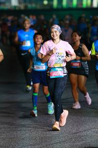 BIB: 10675, 1426
                            <button type="button" onclick="openModal(20202932)" class="btn btn-primary btn-sm float-right btn-popup" data-toggle="modal" data-target=".modal-high-quality">
                        <i class="fas fa-shopping-cart"></i> Add to Cart
                    </button>
                                            <button type="button" onclick="isThisMe(20202932, true)" class="btn btn-success btn-sm float-right btn-popup btn-isme hidden" data-toggle="tooltip" data-placement="bottom" title="นี่คือรูปของคุณใช่ไหม คลิกที่นี่เพื่อเอาเข้าอัลบั้ม">
                        <i class="fas fa-plus"></i> Add to album
                    </button>
                    <button type="button" onclick="isThisMe(20202932, false)" class="btn btn-warning btn-sm float-right btn-popup btn-isnotme hidden">
                        <i class="fas fa-ban"></i> Remove from album
                    </button>