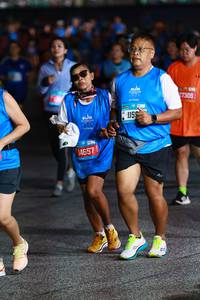 BIB: 1159, 14657, 798
                            <button type="button" onclick="openModal(20214162)" class="btn btn-primary btn-sm float-right btn-popup" data-toggle="modal" data-target=".modal-high-quality">
                        <i class="fas fa-shopping-cart"></i> Add to Cart
                    </button>
                                            <button type="button" onclick="isThisMe(20214162, true)" class="btn btn-success btn-sm float-right btn-popup btn-isme hidden" data-toggle="tooltip" data-placement="bottom" title="นี่คือรูปของคุณใช่ไหม คลิกที่นี่เพื่อเอาเข้าอัลบั้ม">
                        <i class="fas fa-plus"></i> Add to album
                    </button>
                    <button type="button" onclick="isThisMe(20214162, false)" class="btn btn-warning btn-sm float-right btn-popup btn-isnotme hidden">
                        <i class="fas fa-ban"></i> Remove from album
                    </button>