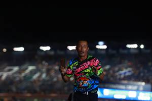 BIB: 36606
                            <button type="button" onclick="openModal(19978962)" class="btn btn-primary btn-sm float-right btn-popup" data-toggle="modal" data-target=".modal-high-quality">
                        <i class="fas fa-shopping-cart"></i> Add to Cart
                    </button>
                                            <button type="button" onclick="isThisMe(19978962, true)" class="btn btn-success btn-sm float-right btn-popup btn-isme hidden" data-toggle="tooltip" data-placement="bottom" title="นี่คือรูปของคุณใช่ไหม คลิกที่นี่เพื่อเอาเข้าอัลบั้ม">
                        <i class="fas fa-plus"></i> Add to album
                    </button>
                    <button type="button" onclick="isThisMe(19978962, false)" class="btn btn-warning btn-sm float-right btn-popup btn-isnotme hidden">
                        <i class="fas fa-ban"></i> Remove from album
                    </button>