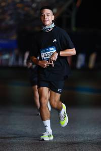 BIB: 43260
                            <button type="button" onclick="openModal(19980348)" class="btn btn-primary btn-sm float-right btn-popup" data-toggle="modal" data-target=".modal-high-quality">
                        <i class="fas fa-shopping-cart"></i> Add to Cart
                    </button>
                                            <button type="button" onclick="isThisMe(19980348, true)" class="btn btn-success btn-sm float-right btn-popup btn-isme hidden" data-toggle="tooltip" data-placement="bottom" title="นี่คือรูปของคุณใช่ไหม คลิกที่นี่เพื่อเอาเข้าอัลบั้ม">
                        <i class="fas fa-plus"></i> Add to album
                    </button>
                    <button type="button" onclick="isThisMe(19980348, false)" class="btn btn-warning btn-sm float-right btn-popup btn-isnotme hidden">
                        <i class="fas fa-ban"></i> Remove from album
                    </button>