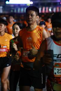BIB: 6128, 22425, 238
                            <button type="button" onclick="openModal(20296312)" class="btn btn-primary btn-sm float-right btn-popup" data-toggle="modal" data-target=".modal-high-quality">
                        <i class="fas fa-shopping-cart"></i> Add to Cart
                    </button>
                                            <button type="button" onclick="isThisMe(20296312, true)" class="btn btn-success btn-sm float-right btn-popup btn-isme hidden" data-toggle="tooltip" data-placement="bottom" title="นี่คือรูปของคุณใช่ไหม คลิกที่นี่เพื่อเอาเข้าอัลบั้ม">
                        <i class="fas fa-plus"></i> Add to album
                    </button>
                    <button type="button" onclick="isThisMe(20296312, false)" class="btn btn-warning btn-sm float-right btn-popup btn-isnotme hidden">
                        <i class="fas fa-ban"></i> Remove from album
                    </button>